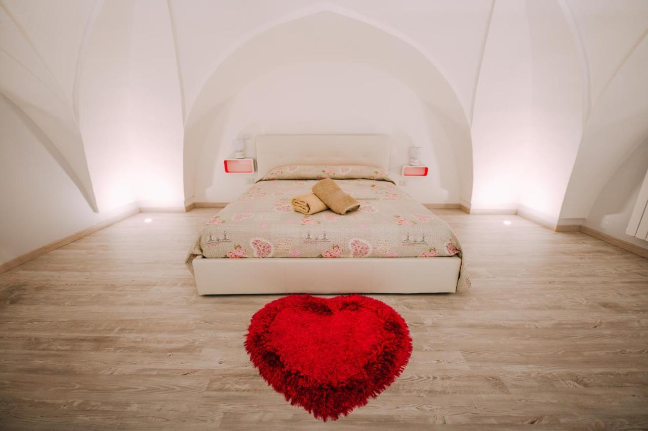 Bed Casa Vacanza Via Gallipoli - Corte Bari Brindisi Ngoại thất bức ảnh