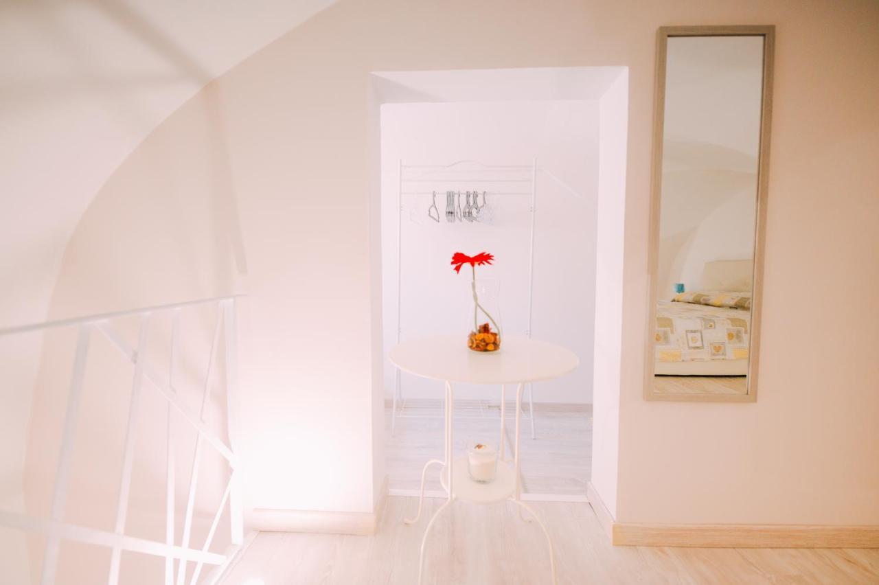 Bed Casa Vacanza Via Gallipoli - Corte Bari Brindisi Ngoại thất bức ảnh