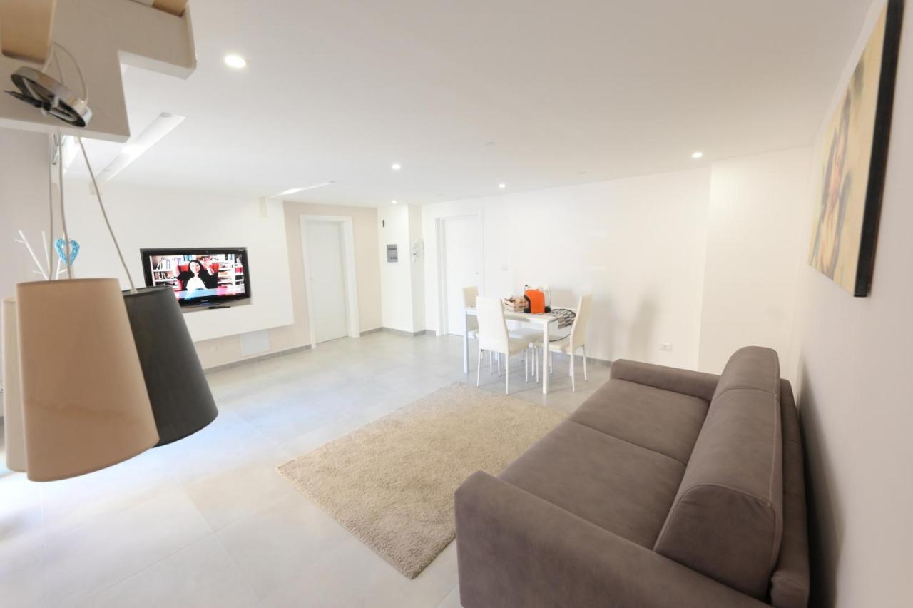Bed Casa Vacanza Via Gallipoli - Corte Bari Brindisi Ngoại thất bức ảnh